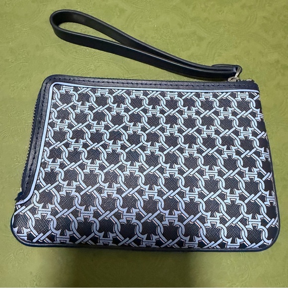 Kate Spade Spade Link Small L-zip Wristlet - Picture 2 of 3